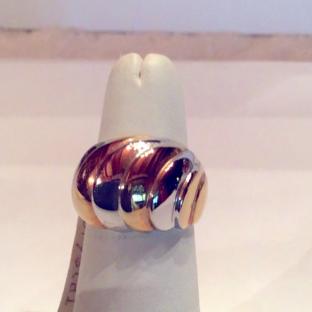 Rhodium plated ring, tri-color size 6